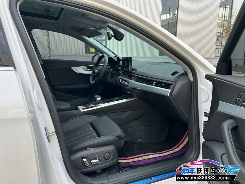 25年奥迪A4L轿车抵押车出售