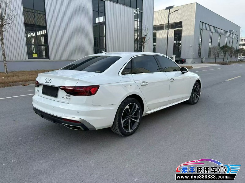 25年奥迪A4L轿车抵押车出售