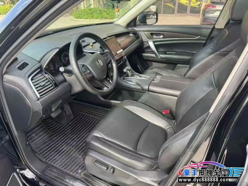 18年本田冠道轿车抵押车出售