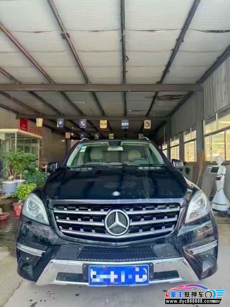 13年奔驰ML轿车抵押车出售