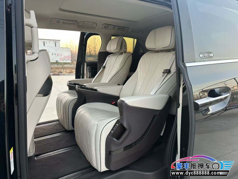 24年腾势D9轿车抵押车出售