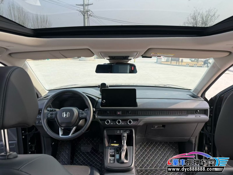 25年本田CR-V轿车抵押车出售