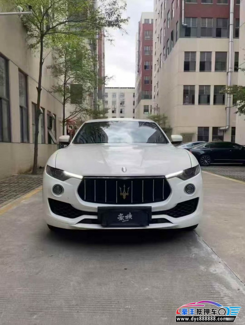 17年玛莎拉蒂莱万特轿车抵押车出售