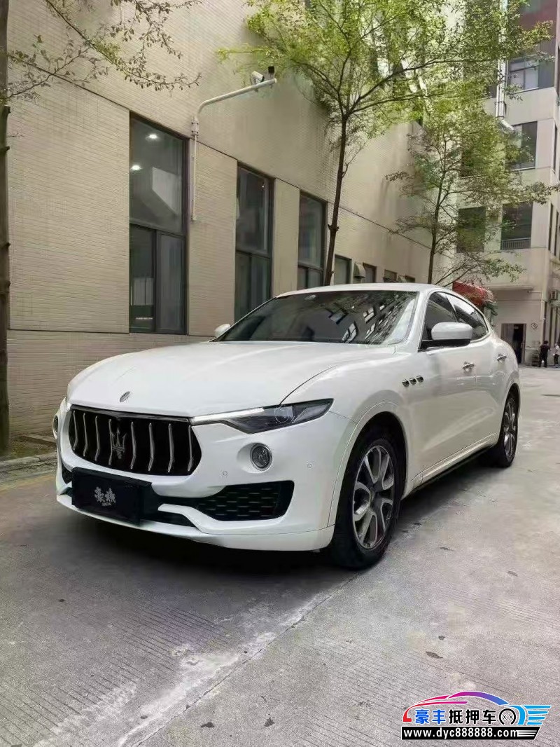 17年玛莎拉蒂莱万特轿车抵押车出售