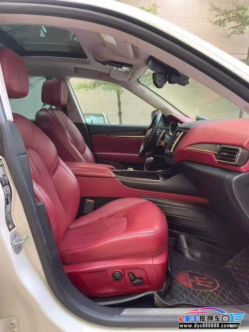 17年玛莎拉蒂莱万特轿车抵押车出售