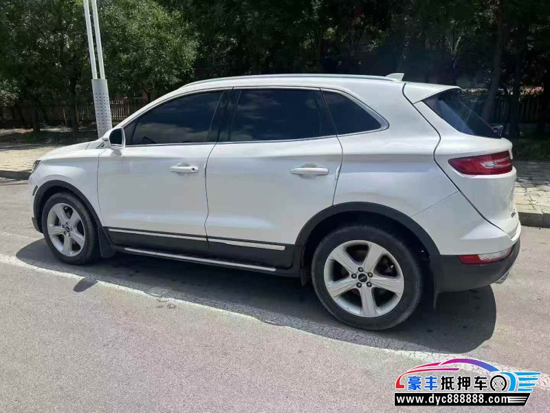18年林肯MKC轿车抵押车出售