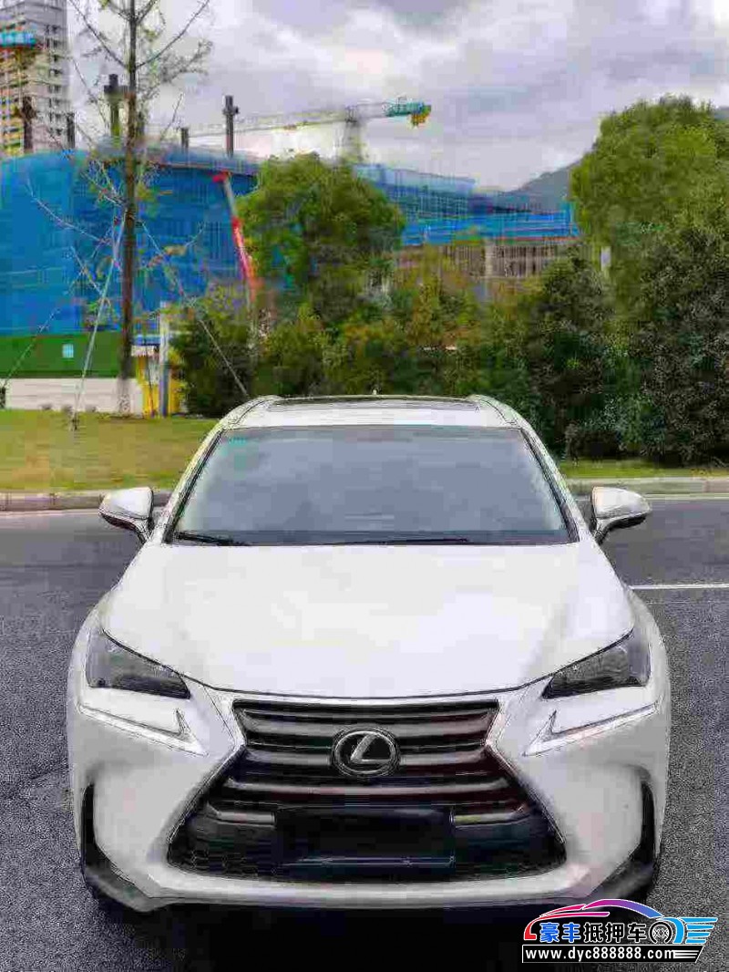 抵押车出售16年雷克萨斯NX轿车