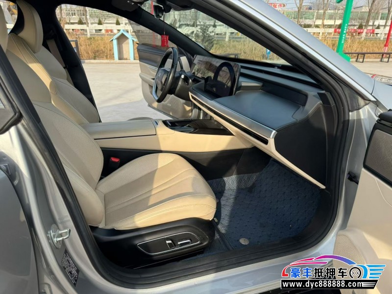 22年小鹏汽车P7轿车抵押车出售