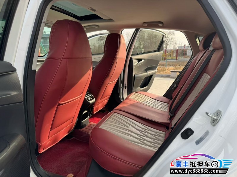 25年长安逸动轿车抵押车出售