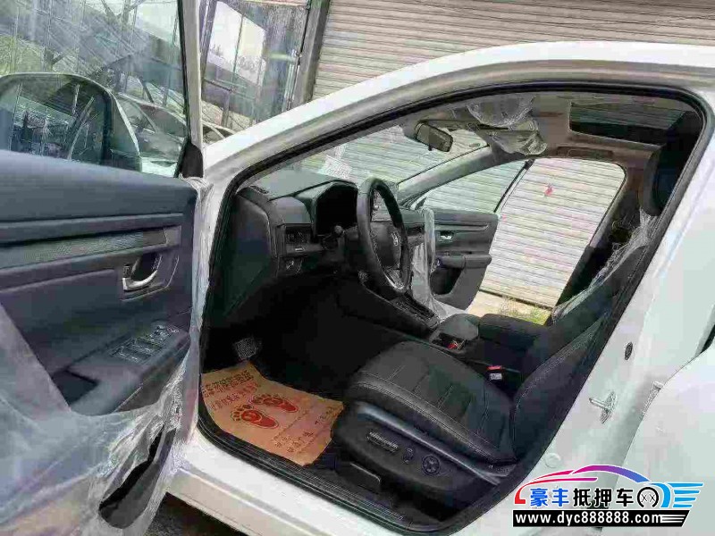 25年本田CR-V轿车抵押车出售