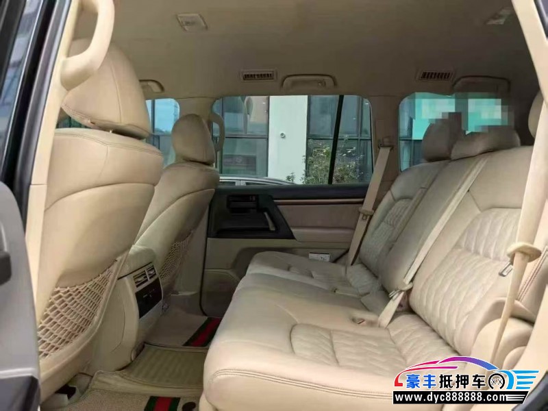 18年丰田兰德酷路泽（陆巡）轿车抵押车出售