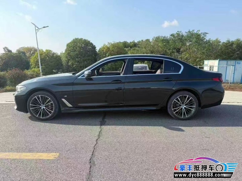 24年宝马5系轿车抵押车出售