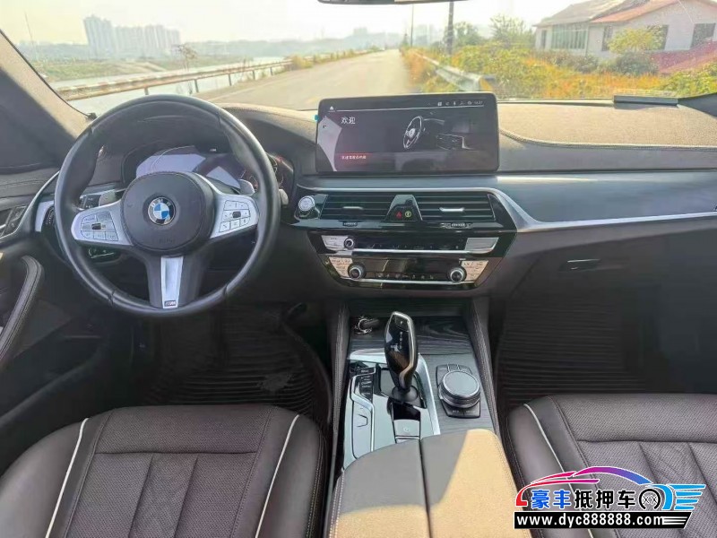 24年宝马5系轿车抵押车出售