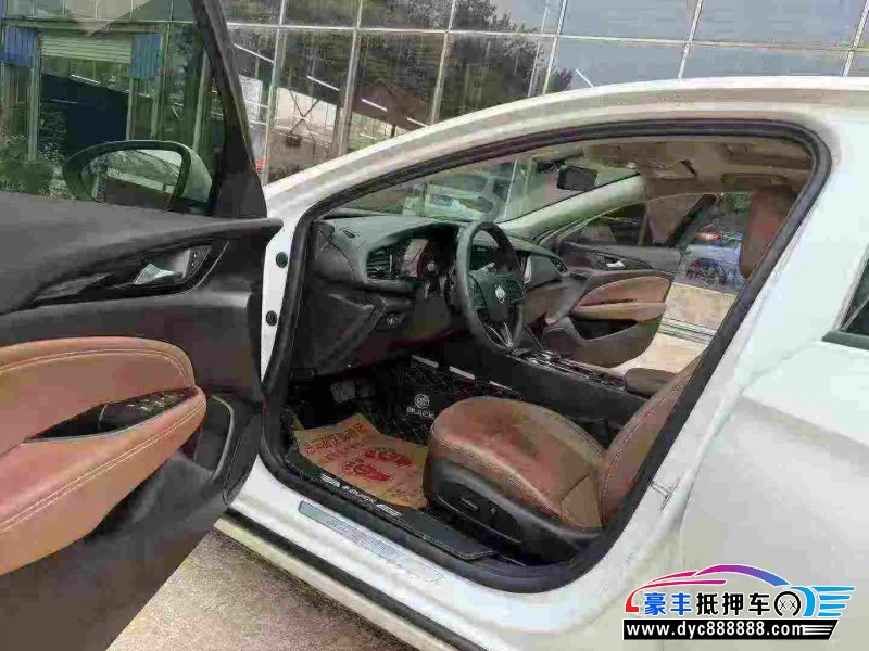 22年别克君威轿车抵押车出售