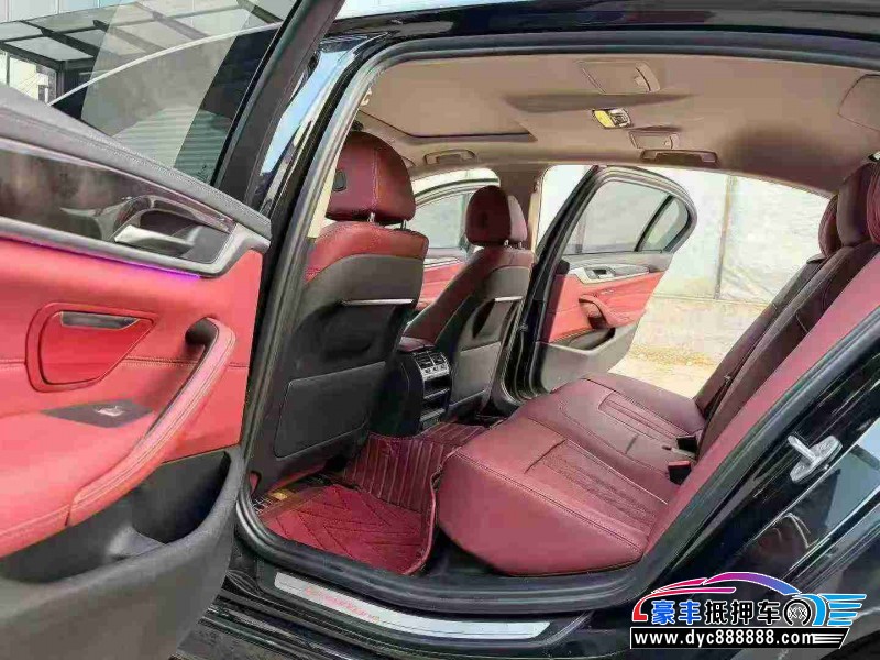 22年宝马5系轿车抵押车出售