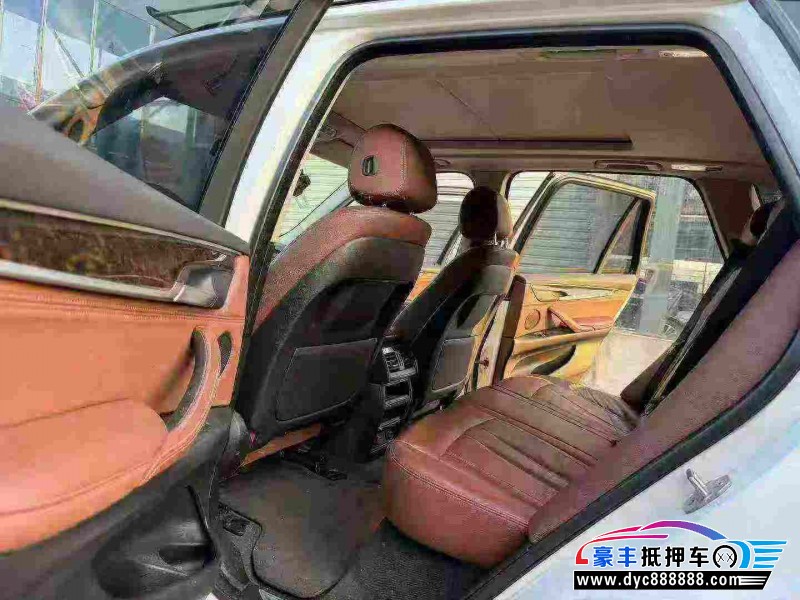 16年宝马X5轿车抵押车出售