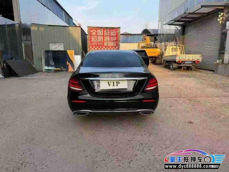 19年奔驰E轿车抵押车出售