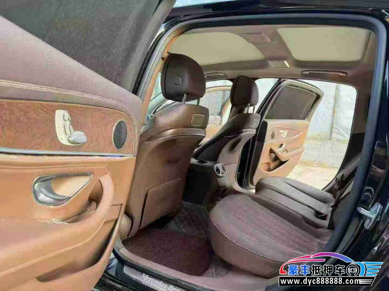 19年奔驰E轿车抵押车出售