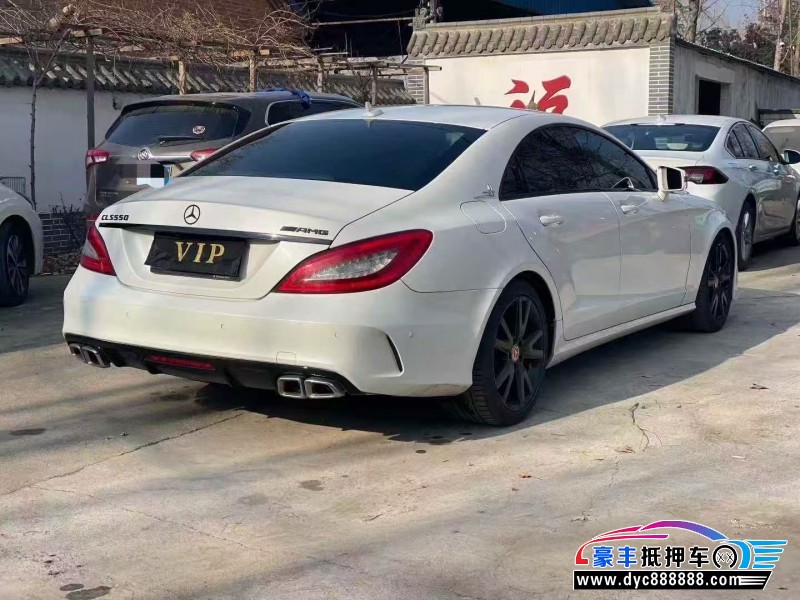 14年奔驰C轿车抵押车出售