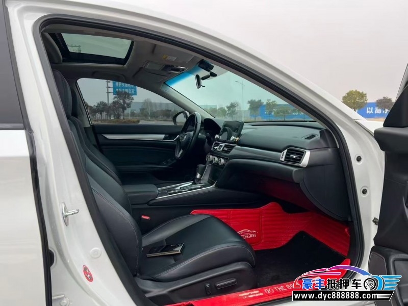 19年本田雅阁轿车抵押车出售