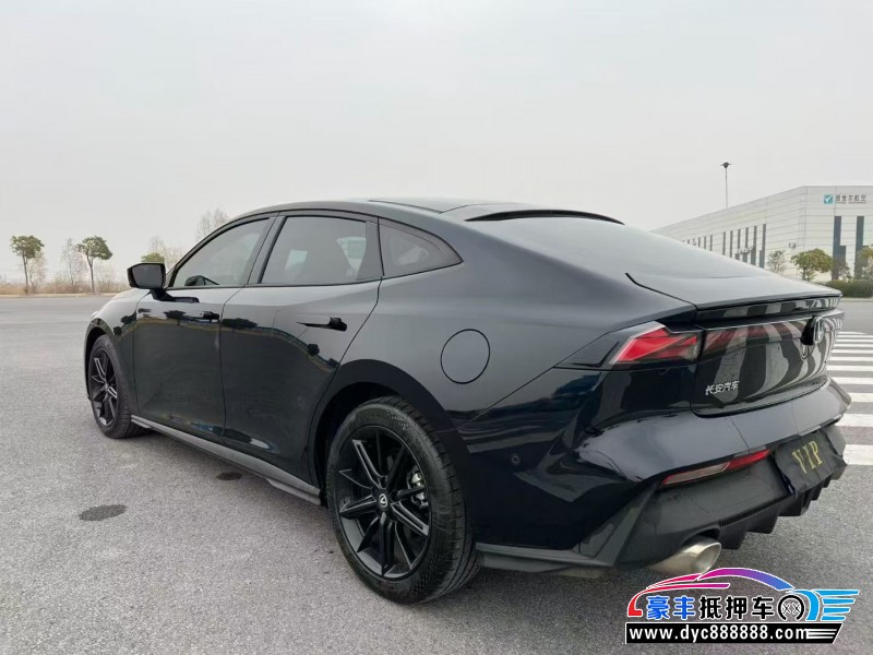 23年长安长安UNI轿车抵押车出售