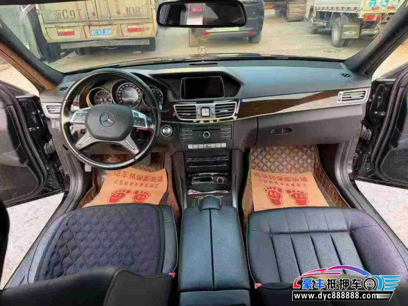 15年奔驰E轿车抵押车出售