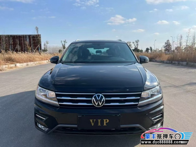 抵押车出售21年大众途观L轿车