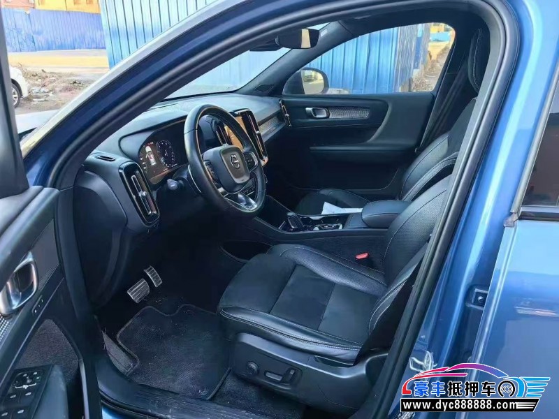 19年沃尔沃XC40轿车抵押车出售