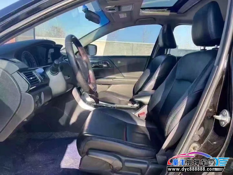 19年本田雅阁轿车抵押车出售