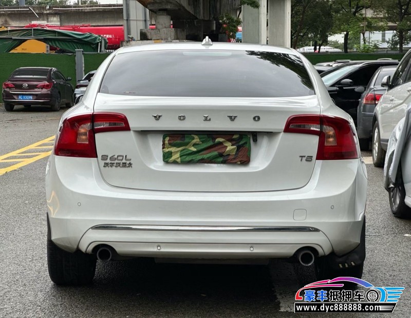 19年沃尔沃S60L轿车抵押车出售