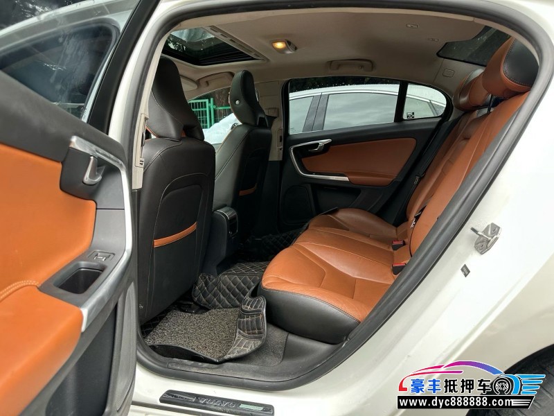 19年沃尔沃S60L轿车抵押车出售