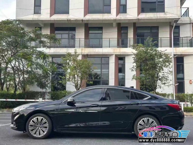 22年红旗H5轿车抵押车出售