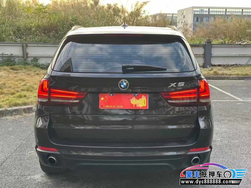 15年宝马X5轿车抵押车出售