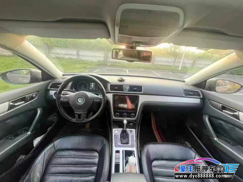 14年大众帕萨特轿车抵押车出售