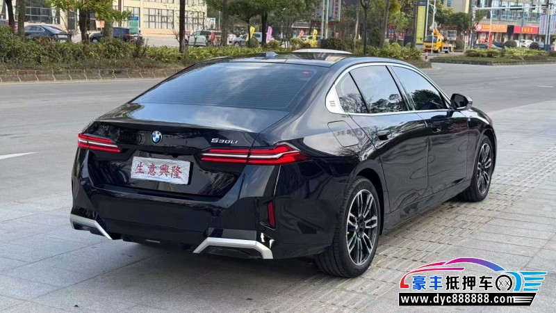 24年宝马5系轿车抵押车出售