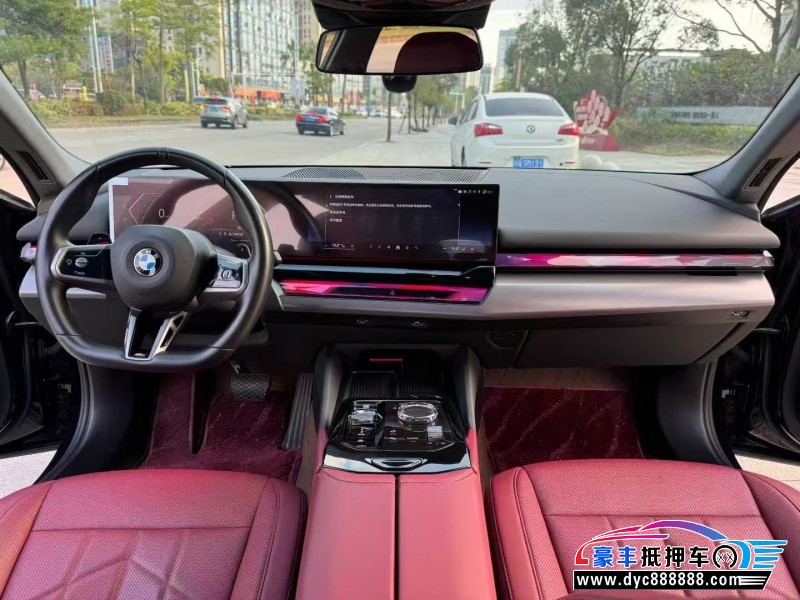 24年宝马5系轿车抵押车出售