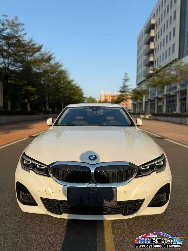 22年宝马3系轿车抵押车出售