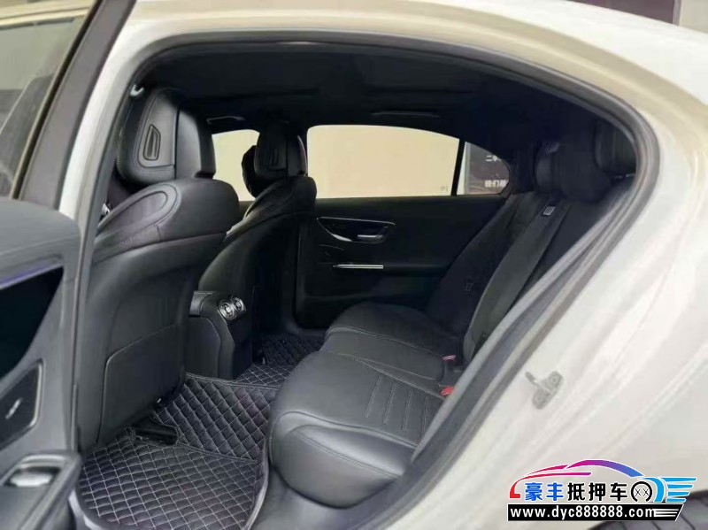 23年奔驰C轿车抵押车出售