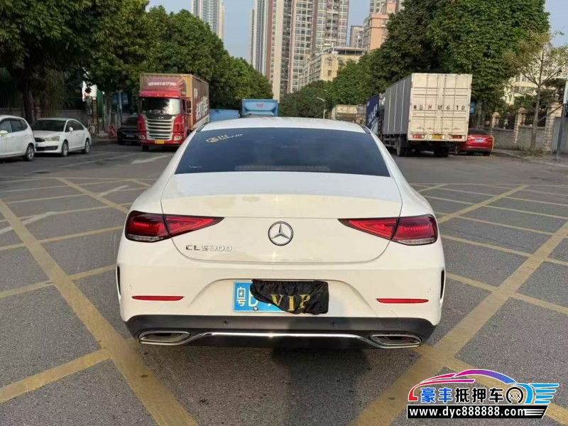 21年奔驰CLS轿车抵押车出售