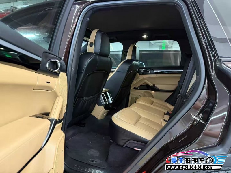 15年保时捷卡宴轿车抵押车出售