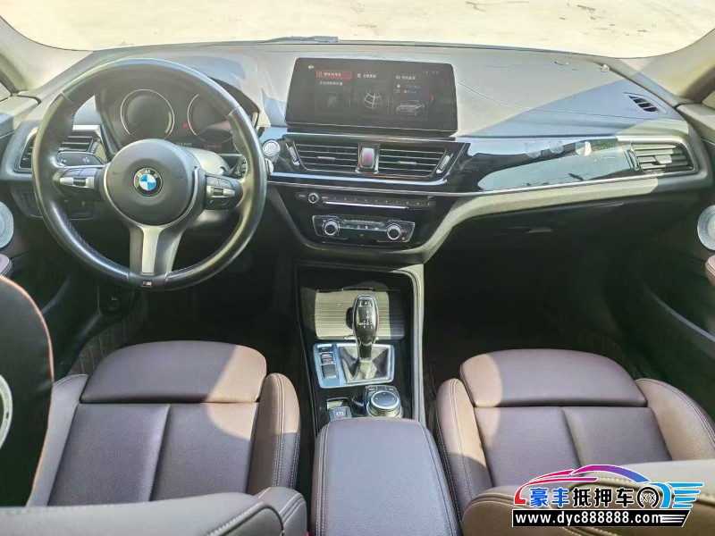 23年宝马1系轿车抵押车出售