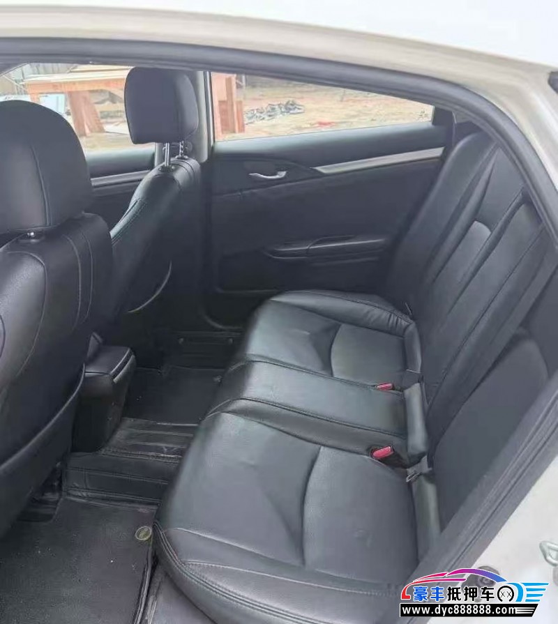 18年本田思域轿车抵押车出售