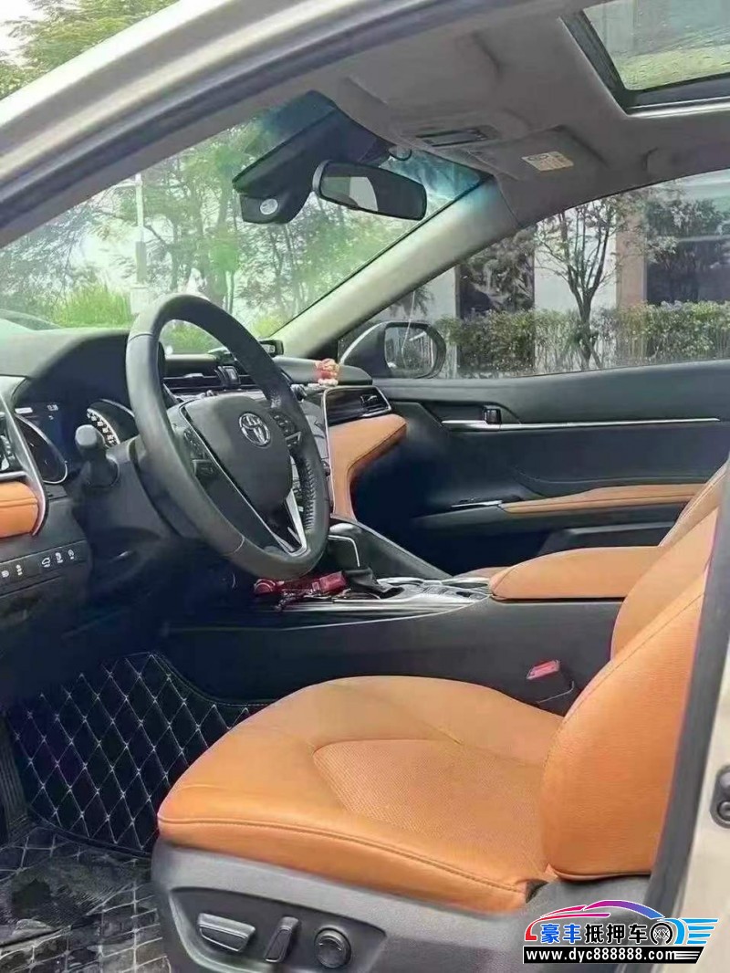 21年丰田凯美瑞轿车抵押车出售