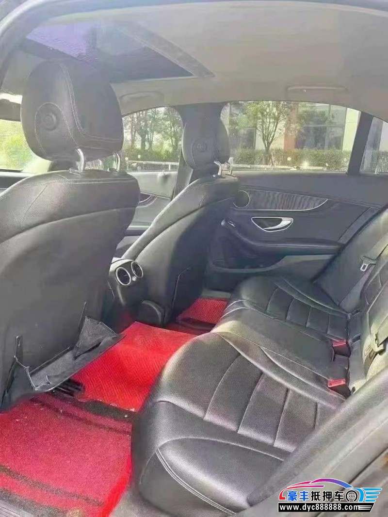 15年奔驰C轿车抵押车出售