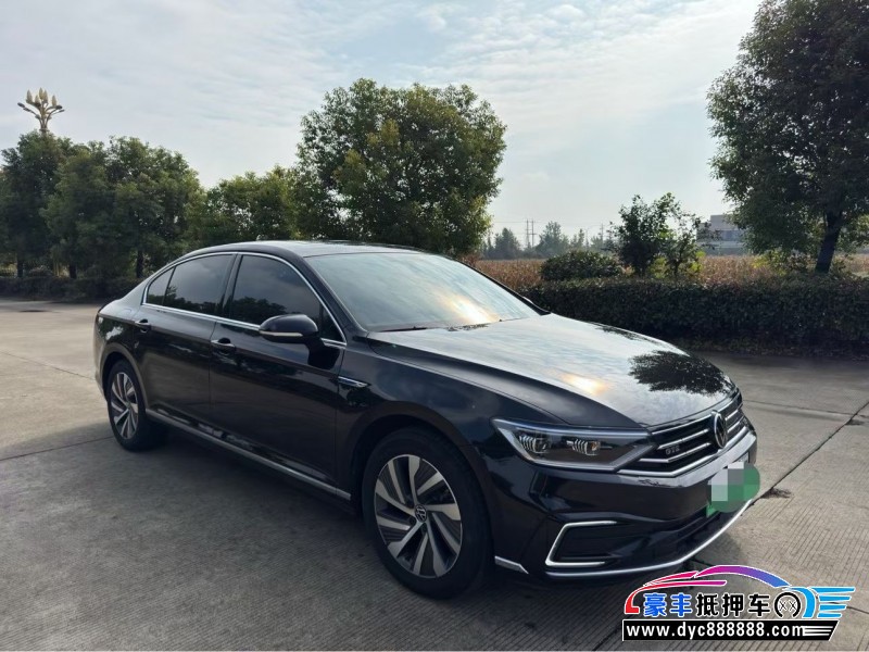 24年大众迈腾轿车抵押车出售