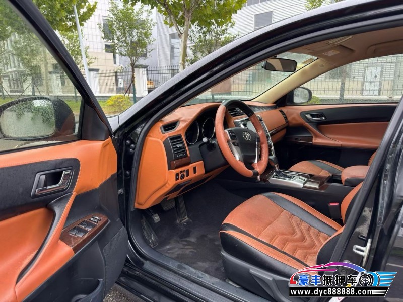 14年丰田锐志轿车抵押车出售