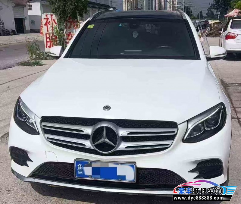 19年奔驰GLC轿车抵押车出售