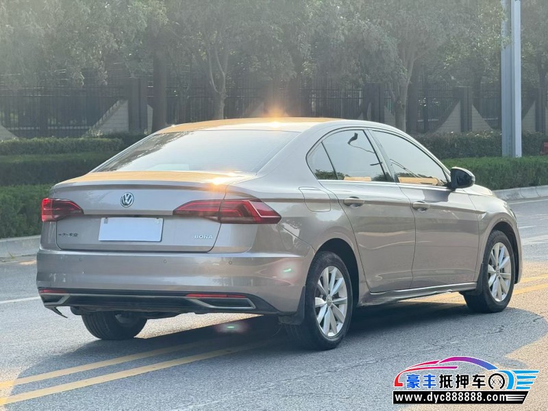 20年大众宝来轿车抵押车出售