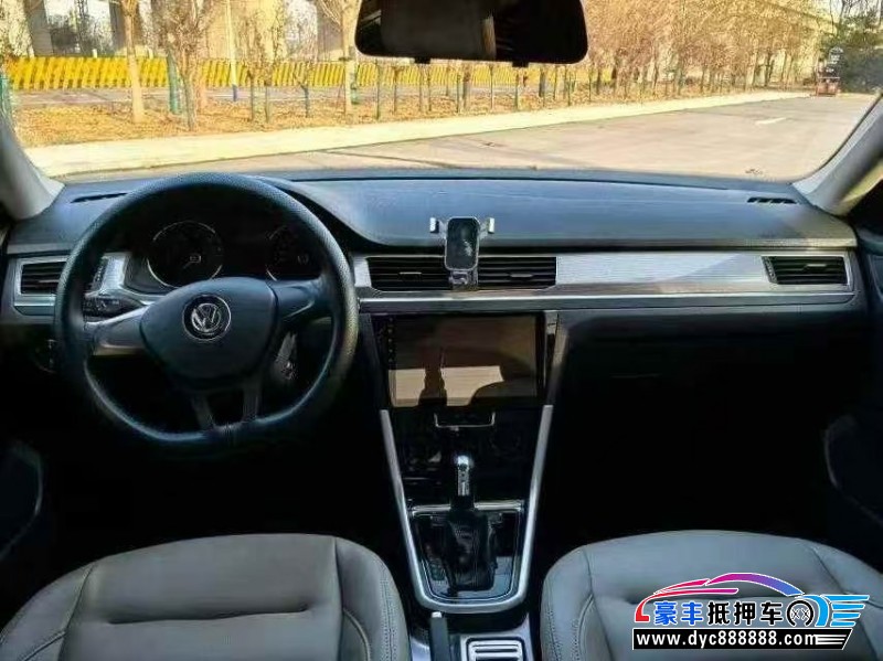 20年大众宝来轿车抵押车出售