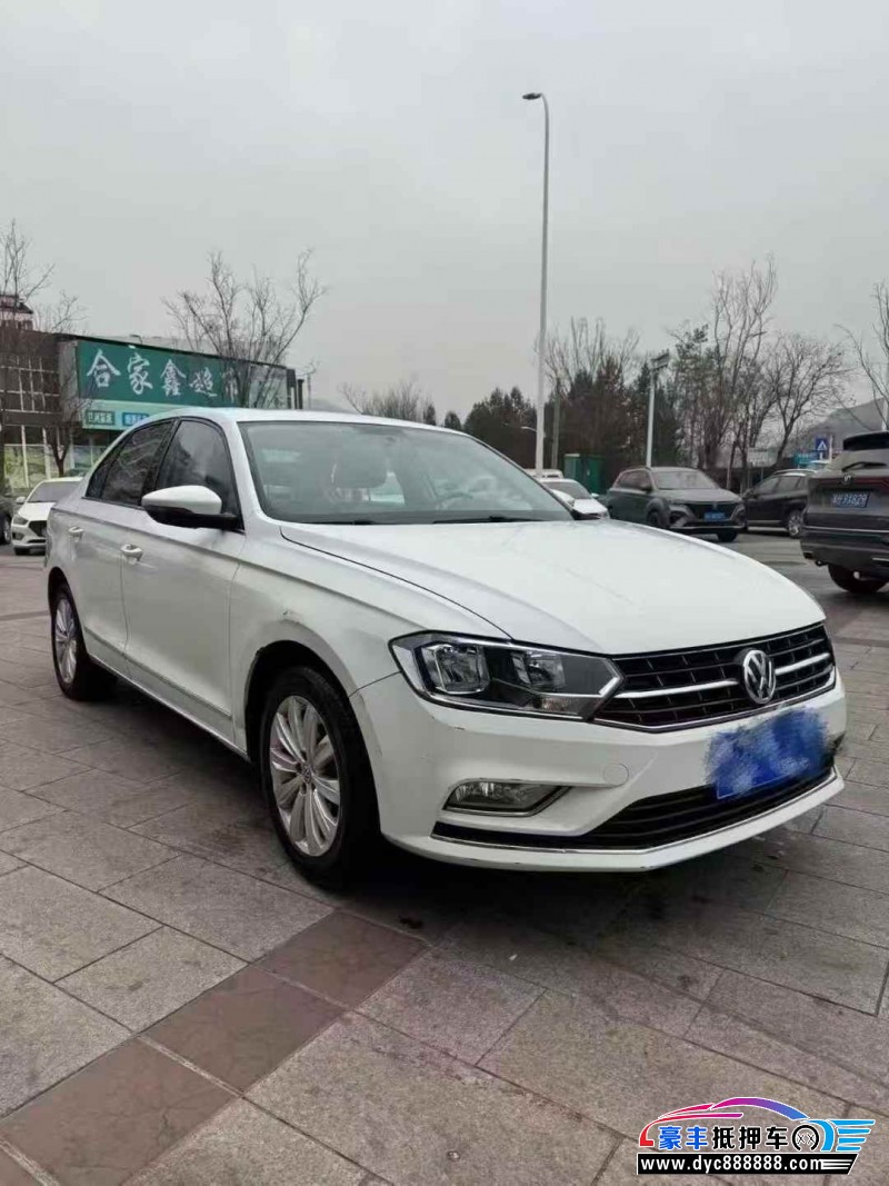 17年大众宝来轿车抵押车出售